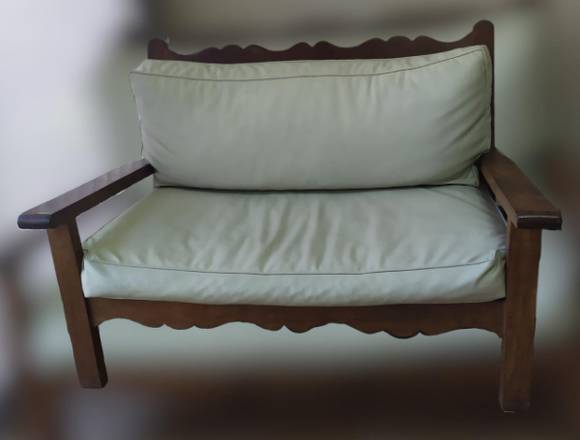 JUEGO DE SILLONES DE LIVING DE ALGARROBO