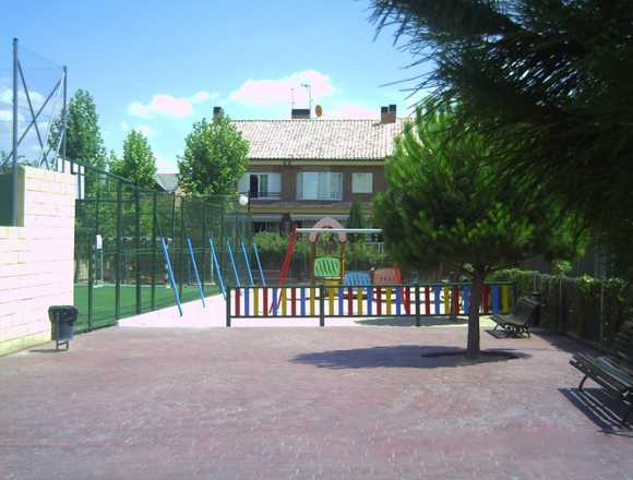 ***CHALET PAREADO EN VALDEMORO-ZONA RESTÓN II*** en Valdemoro (Municipio)