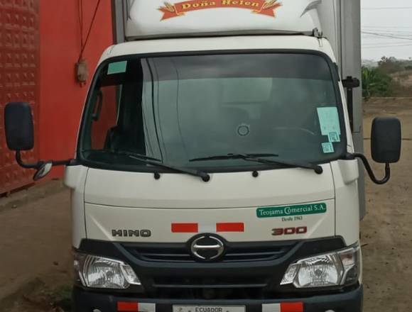 CAMION HINO 512 AC 4X2 TM DIESEL 4 TON en Tosagua (Cantón)