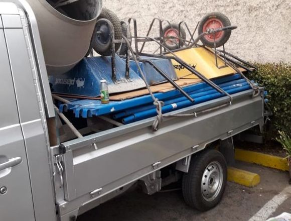 Camioneta Faw + Herramientas Construcción en Santiago (Comuna)