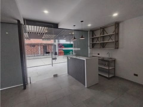 LOCAL COMERCIAL EN VENTA PALMIRA BARRIO ALAMEDA 2 PISOS