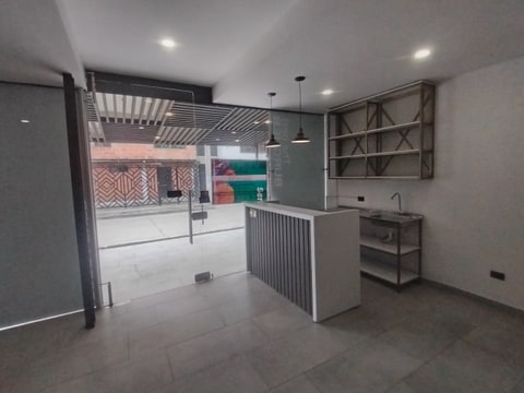 LOCAL COMERCIAL EN VENTA PALMIRA BARRIO ALAMEDA 2 PISOS en Palmira (Municipio)