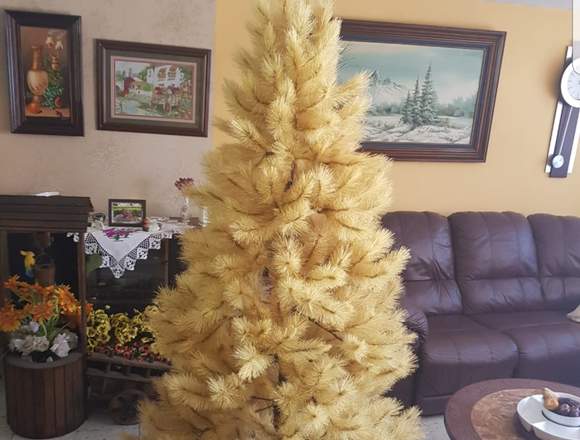 precioso árbol de navidad en Gustavo A. Madero (Municipio)