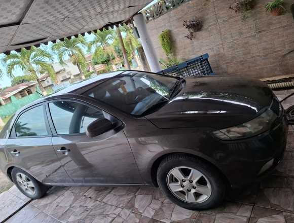 Se vende auto Kia cerato 2012 en Ocú (Distrito)