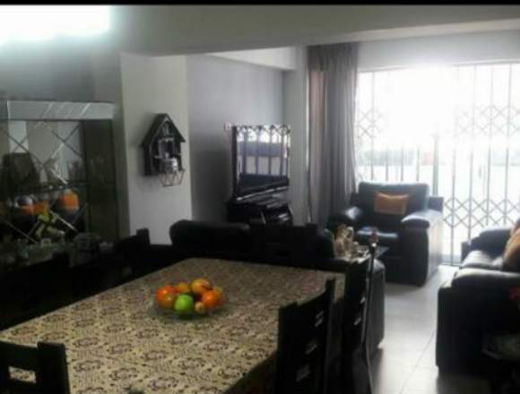 Vendo casa en Salamanca de Monterrico