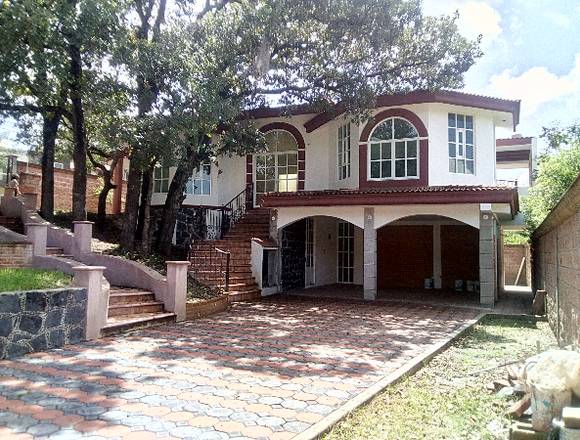 CASA EXCEPCIONAL INMERSO EN EL TU PROPIO BOSQUE