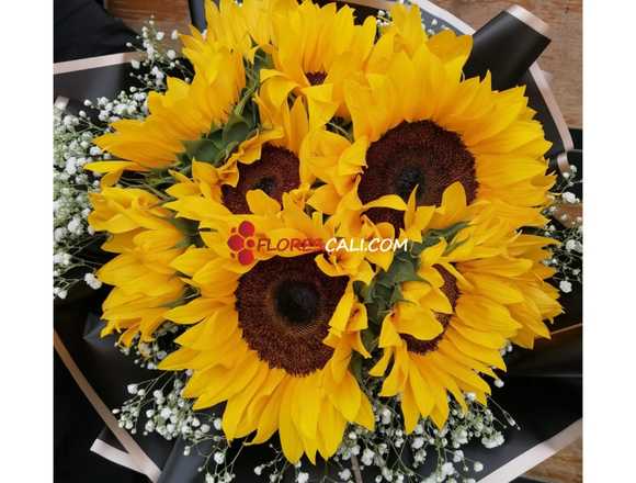Detalles florales día de las flores amarillas en Santiago de Cali (Municipio)
